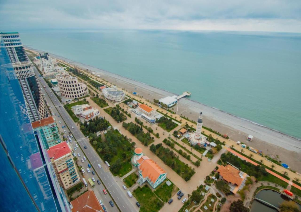 Seaside Resort In New Orbi Twins Batoumi Extérieur photo
