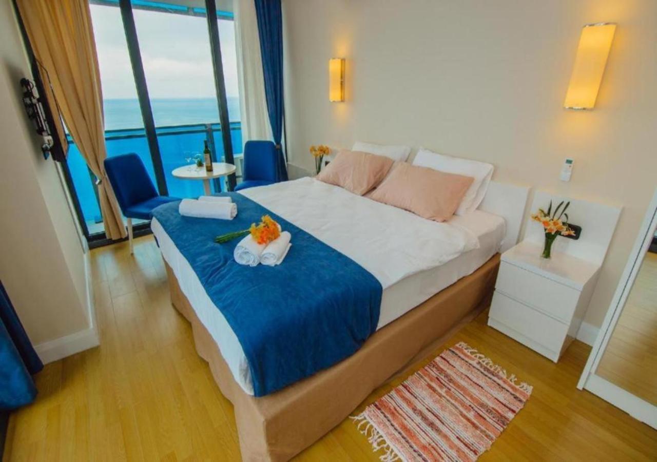 Seaside Resort In New Orbi Twins Batoumi Extérieur photo