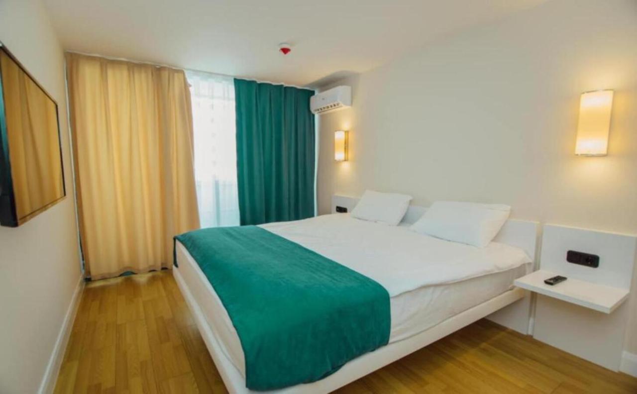Seaside Resort In New Orbi Twins Batoumi Extérieur photo