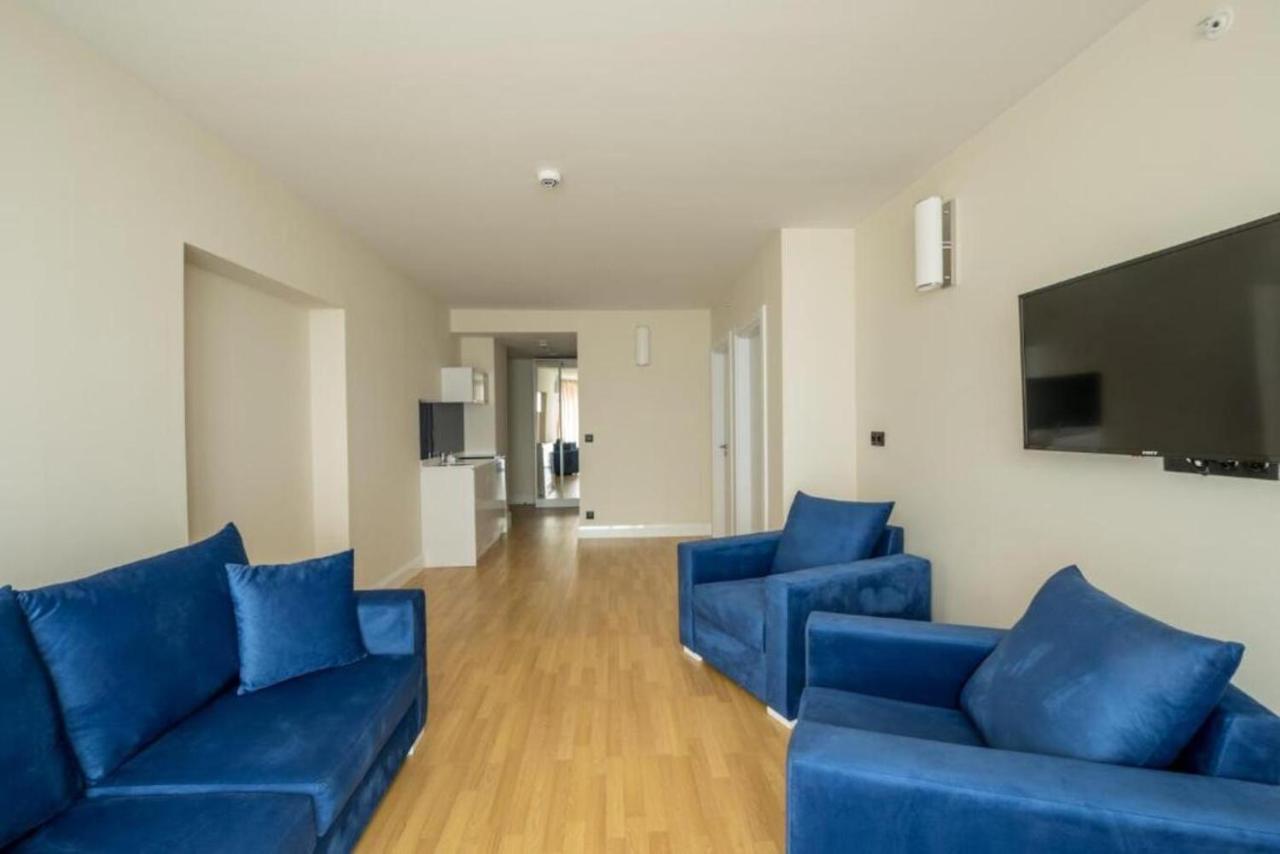Seaside Resort In New Orbi Twins Batoumi Extérieur photo