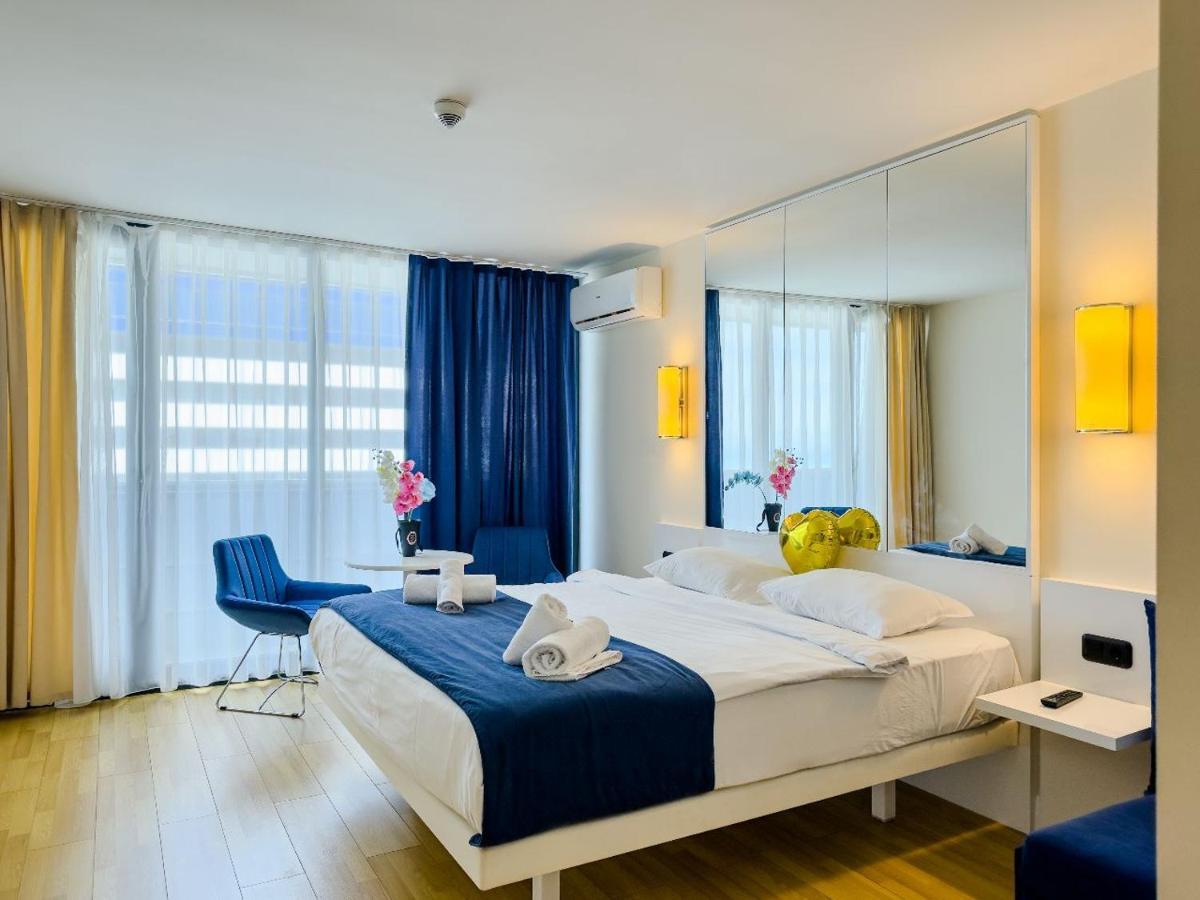 Seaside Resort In New Orbi Twins Batoumi Extérieur photo