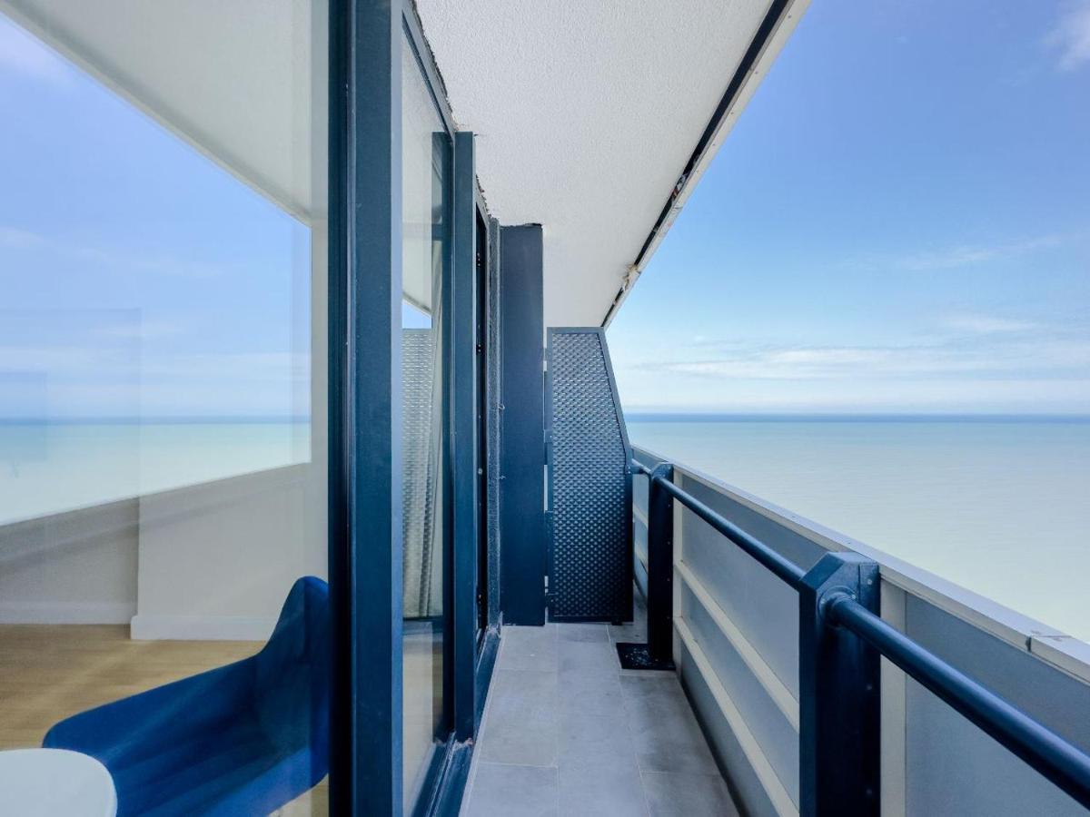 Seaside Resort In New Orbi Twins Batoumi Extérieur photo