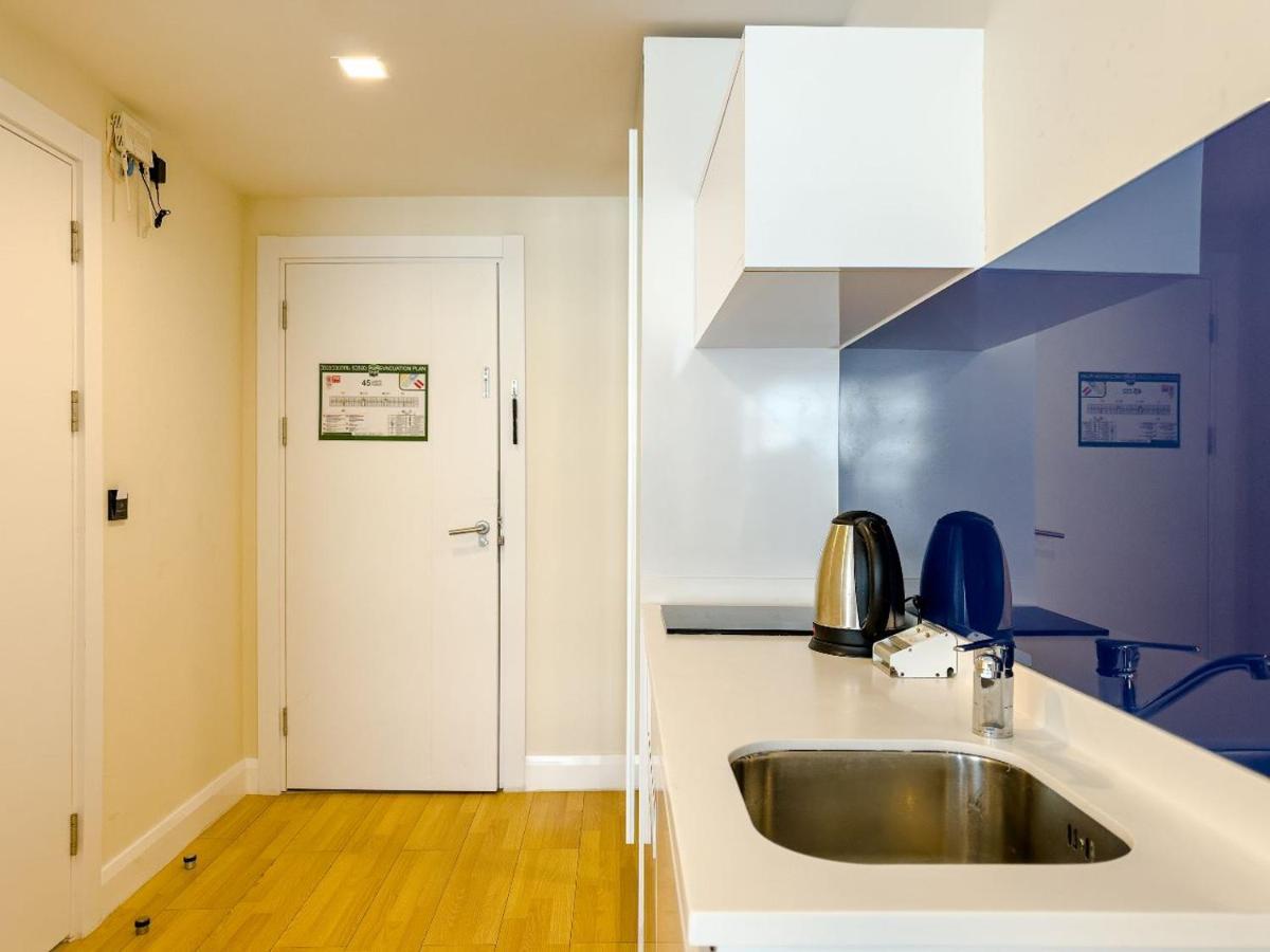 Seaside Resort In New Orbi Twins Batoumi Extérieur photo
